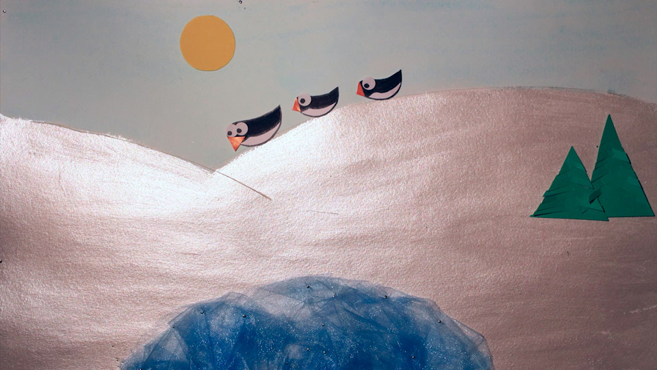 Photogramme du court-métrage "Sur la neige qui brille"
